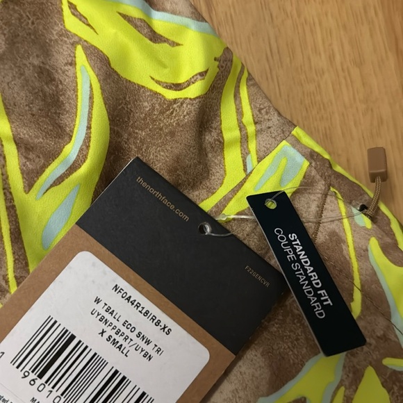 NWT The North Face Women’s ThermoBall Snow Triclimate Jacket, XS - Picture 5 of 16